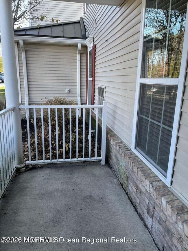 Building Photo - 610 Sophee Ln