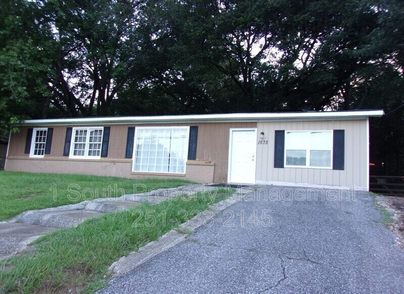 Foto principal - 1575 Cody Rd N