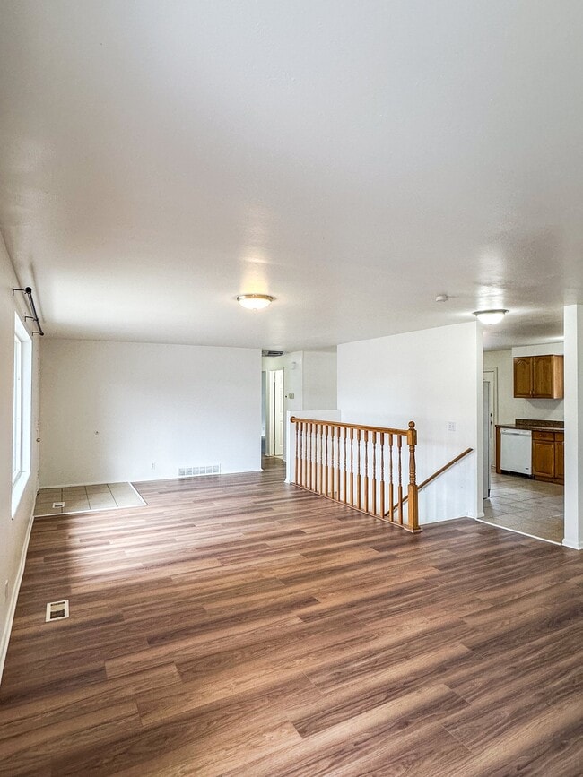 Foto del edificio - 5333 Peachwood Cir