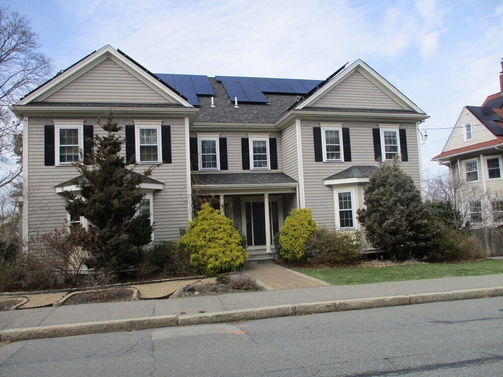 371 Austin St, Newton, MA 02465 Townhouse for Rent in Newton, MA