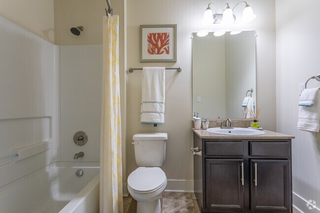 4HAB, 4HAB - 1,400 ft² - Lodges of Colorado Springs Student Housing