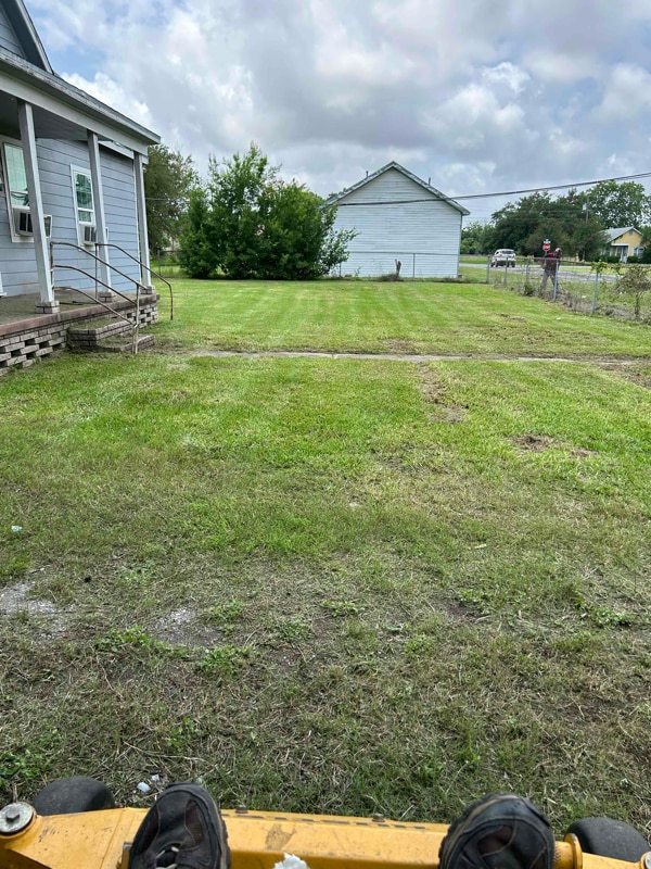 Building Photo - 120 W 18th St