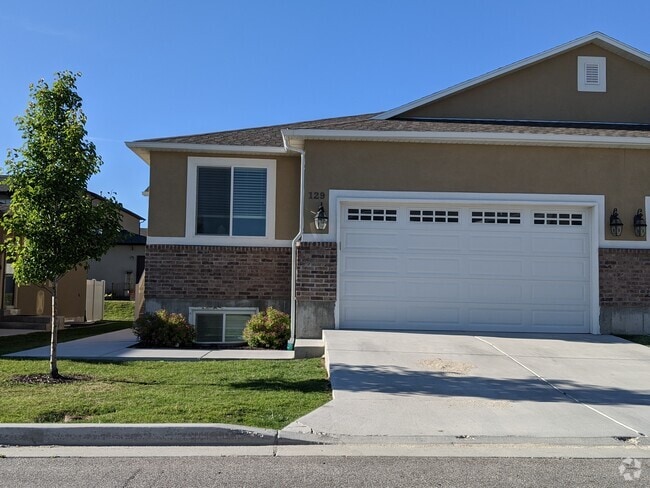 Building Photo - 129 E 650 S