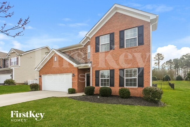 Building Photo - 2250 Laurens Dr