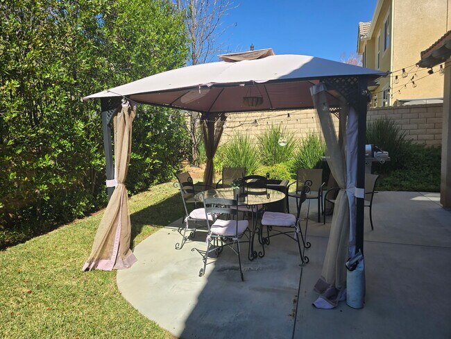 Foto del edificio - 28721 Coal Mountain Ct