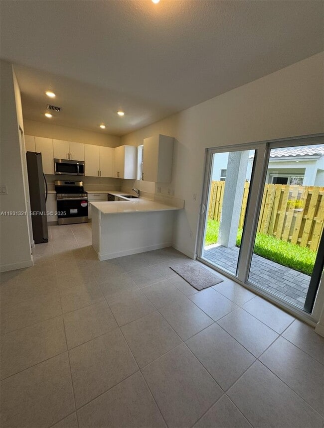 Foto del edificio - 140 SW 184th Way