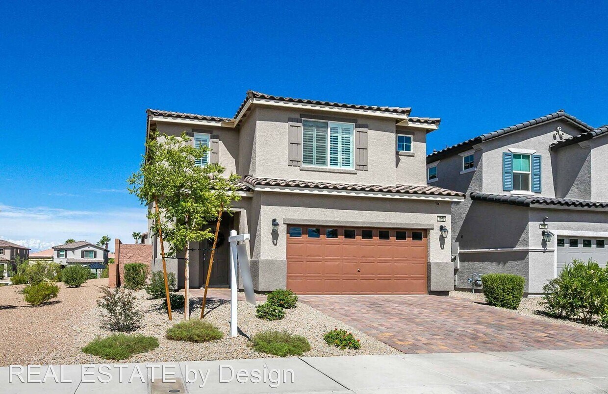 Foto principal - 4 br, 3.5 bath House - 1022 Greyhound Lane