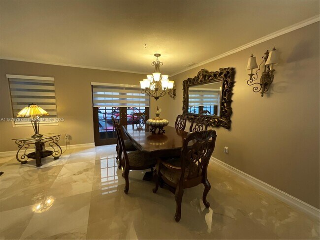 Foto del edificio - 9710 SW 13th St