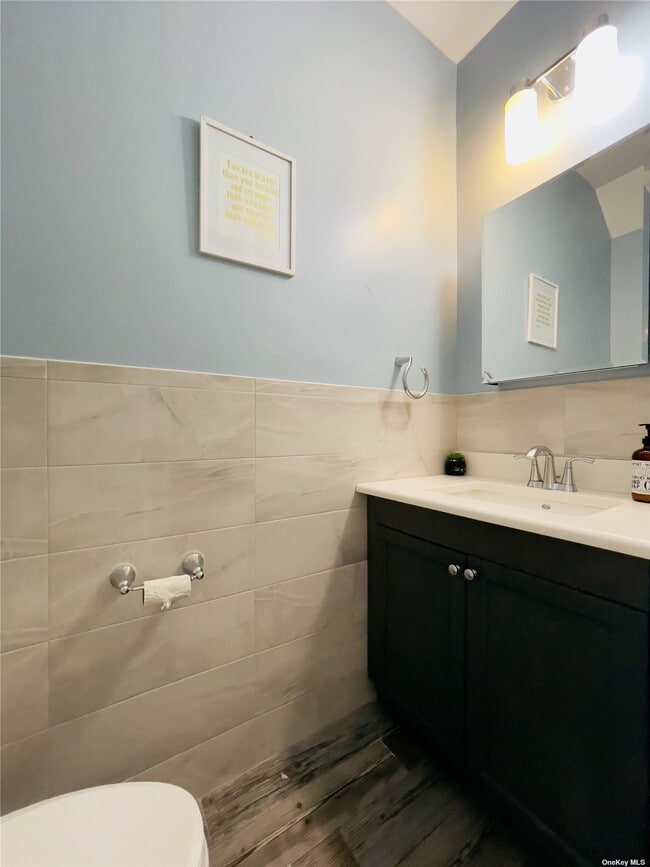 Foto del edificio - 6518 Seaspray Ave