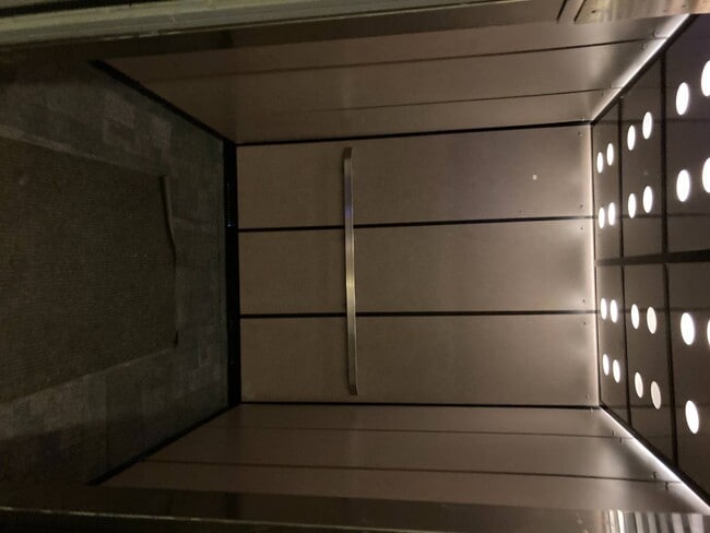 Building Photo - 4-6 Sheridan Ave