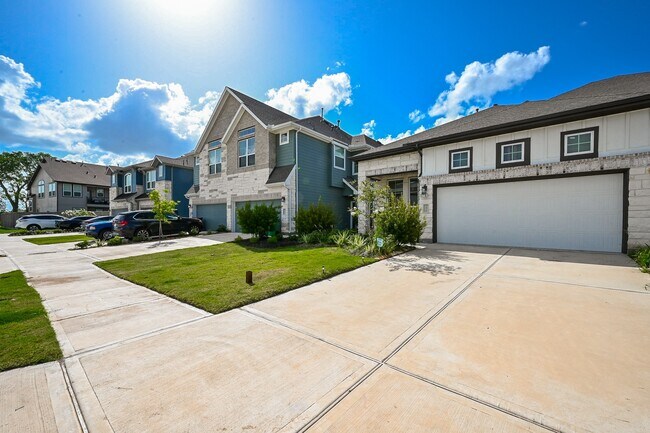 Building Photo - 1535 Cathedral Bend Drive