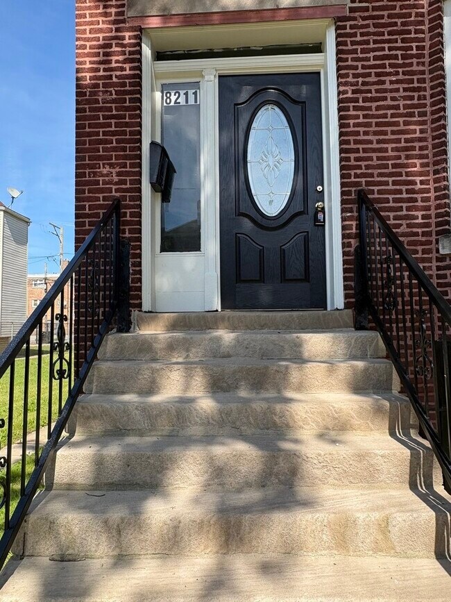 Foto del edificio - 8211 S Escanaba Ave