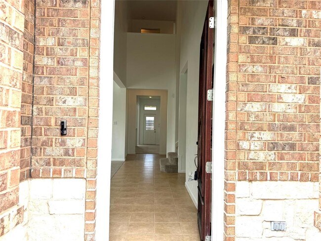 Building Photo - 23626 Starbridge Lake Ln