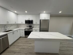 Building Photo - 190 Gage Ave S