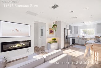 Building Photo - 11615 Burbank Blvd