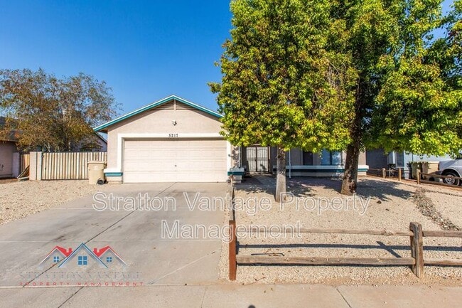 Building Photo - 5217 N 73rd Dr