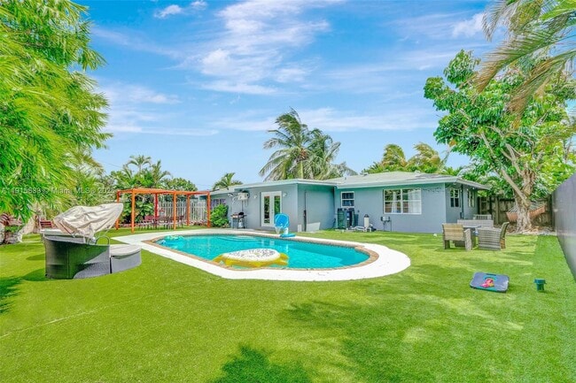 Foto del edificio - 2809 NW 7th Ave