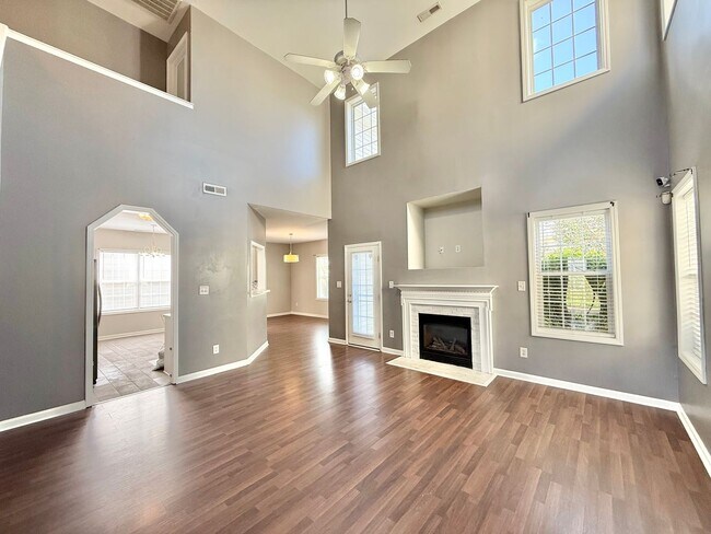 Building Photo - Newly Remodeled 3BD, 2.5BA Raleigh Home wi...