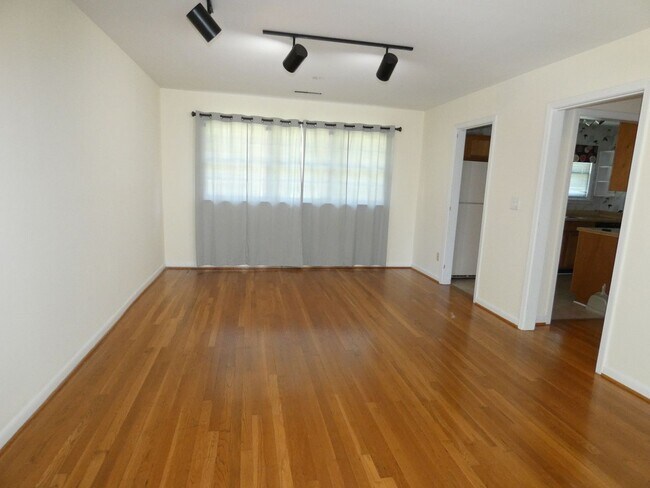 Foto del edificio - Charming Carriage Home in the Heart of Hoover