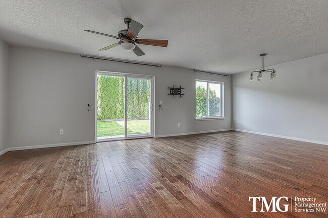 Building Photo - 2 Story Townhome with Vaulted Ceilings and...