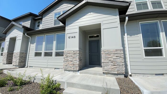 Primary Photo - Roe Street Townhomes