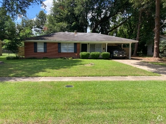 Building Photo - 2901 Fort Miro Ave