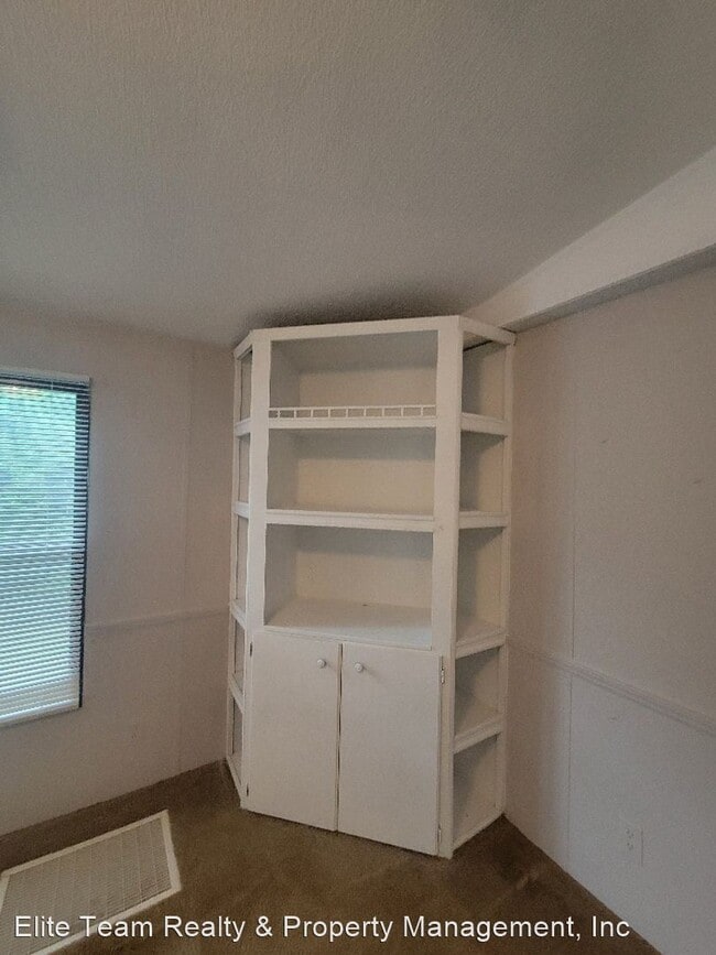 Building Photo - 2 br, 2 bath House - 2975 Cedavale Rd Lot #4