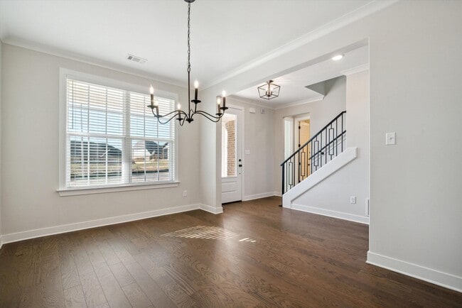 Building Photo - 512 Mount Ivy Dr