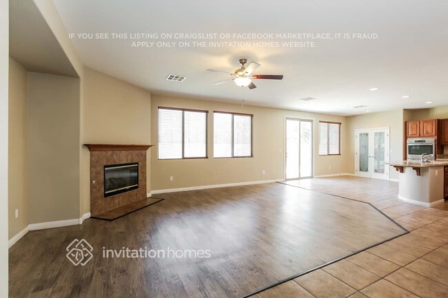 Foto del edificio - 6728 Arrow Hill St