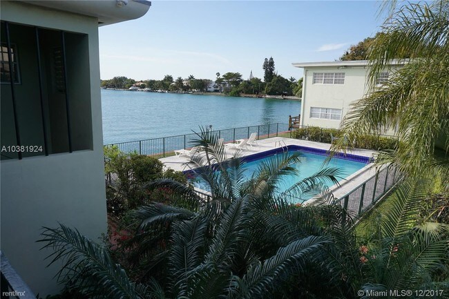 Building Photo - 8600 Byron Ave