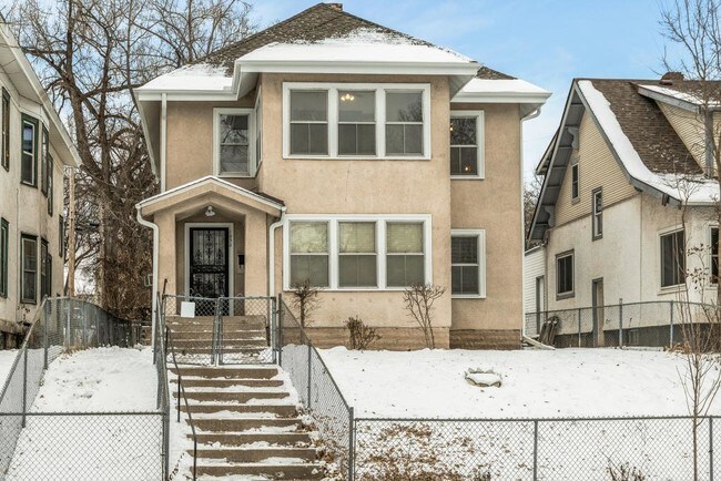 Building Photo - 1030 Irving Ave N