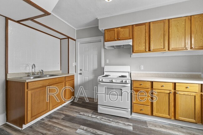 Foto del edificio - 903 N Tuxedo St