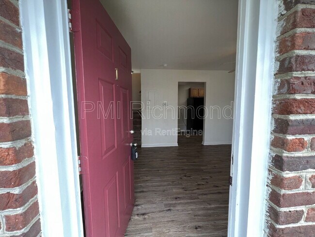 Foto del edificio - 3514 E Richmond Rd