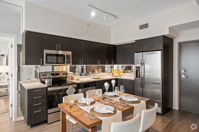 2BR, 2BA - 900SF - - Village Mangonia Lake