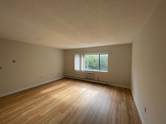 Foto del edificio - 18 Central St