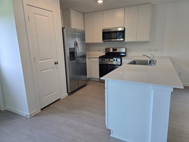 Foto del edificio - 25446 Carnation Ct