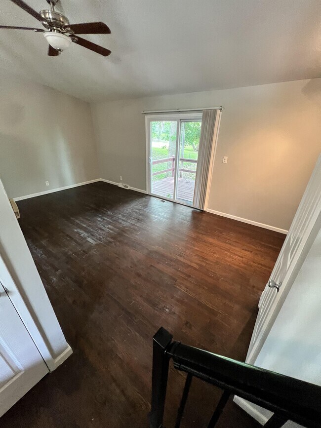 Foto del edificio - 5358 N Palmer Ave