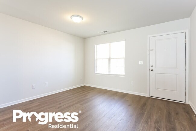 Building Photo - 694 Broadrum St