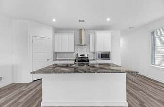 Building Photo - 13436 Sombrero Cay Dr