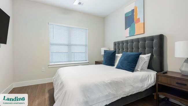 Building Photo - 3501 N Austin St