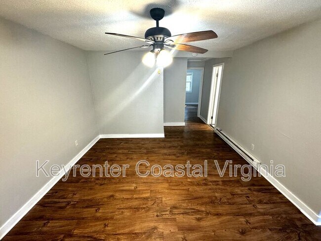 Foto del edificio - 211 Rogers Ave