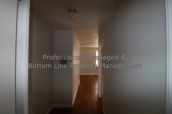 Foto del edificio - 501 E Peachtree St