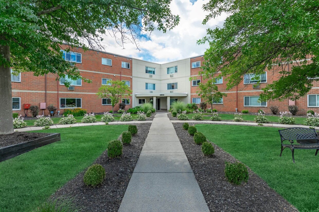 Building Photo - 0o7a6258-2
