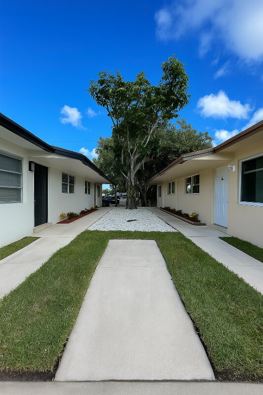 Photo - 4060 SW 58th Terrace (Davie, FL)