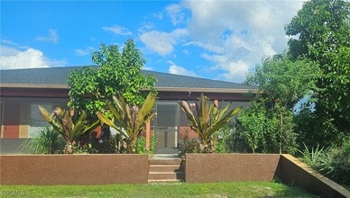 Building Photo - 203 Ichabod Ave