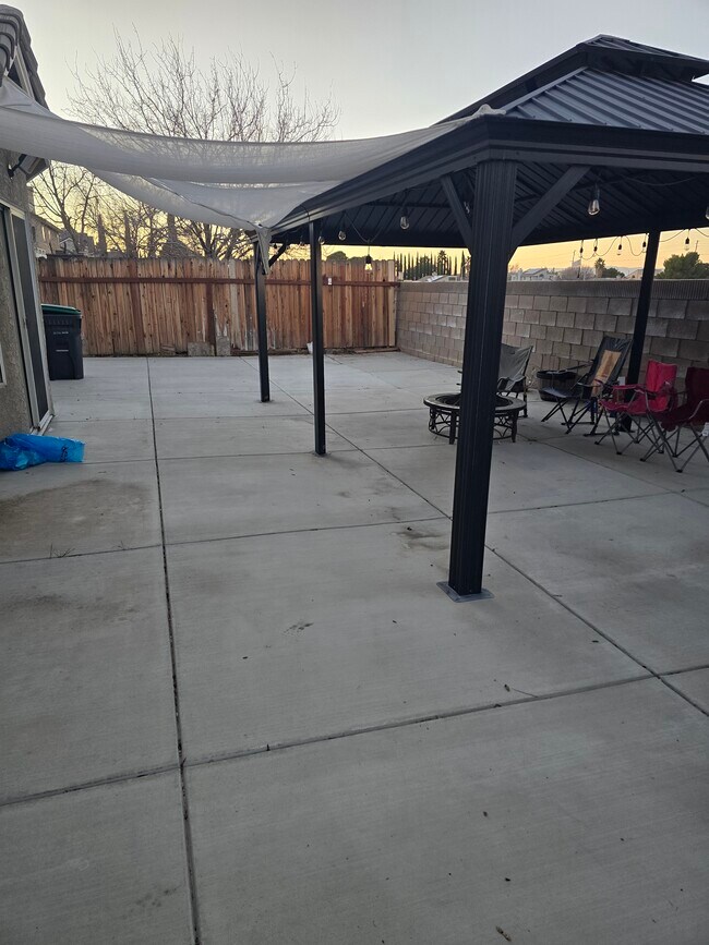 Foto del edificio - 3509 Avenue J