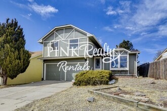 Building Photo - 3418 Foxridge Dr