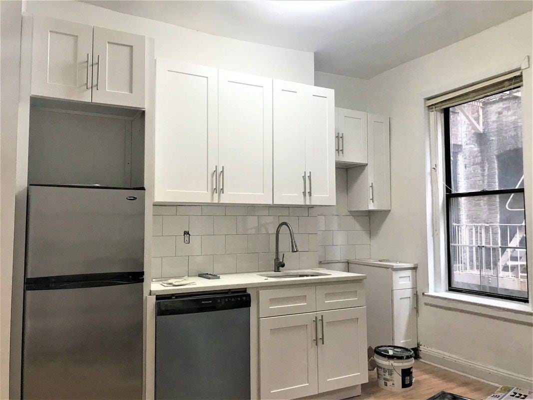 12 Pinehurst Ave, New York, NY 10033 12 Pinehurst Ave New York, NY