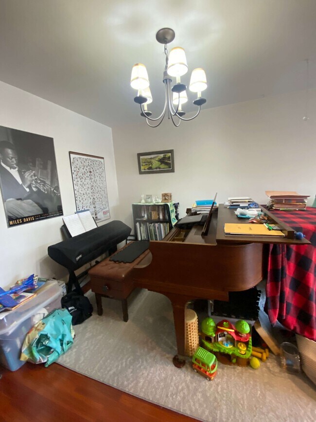 Foto del edificio - 4113 N Keeler Ave