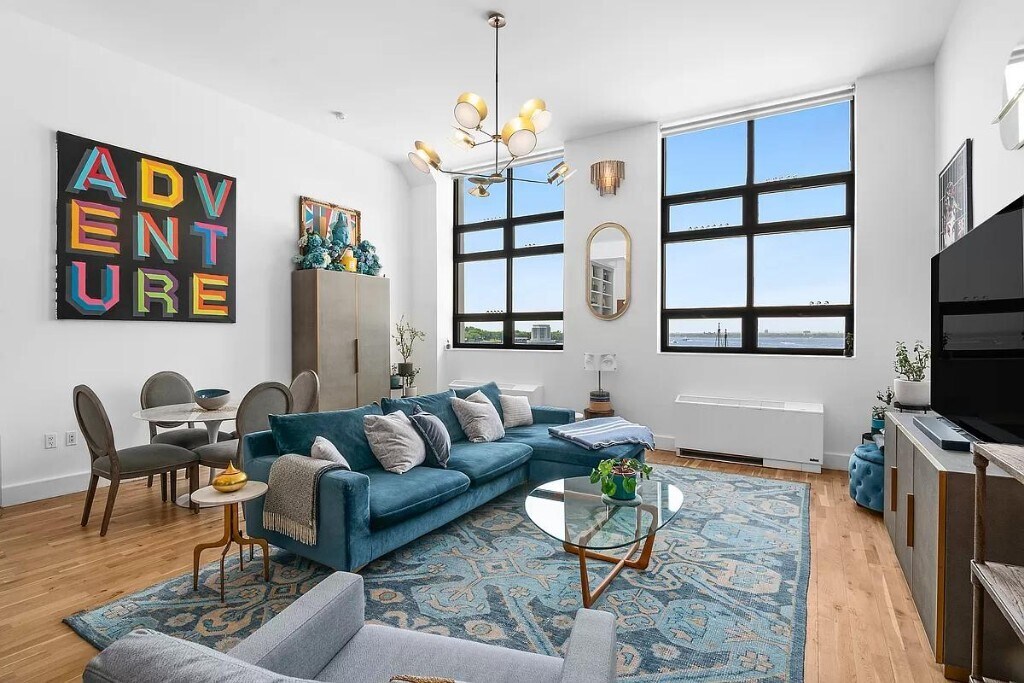 Foto principal - 360 Furman St